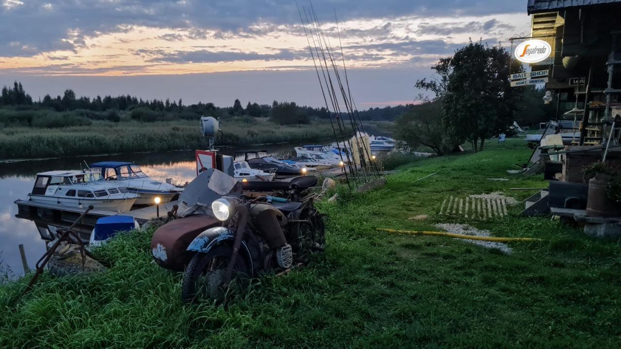 Kalurikula Fishing Village Пярну Экстерьер фото